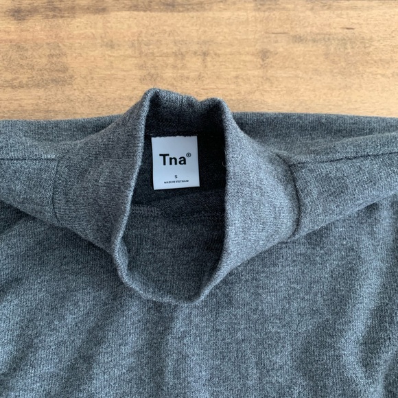 TNA Long Sleeve Cropped Shirt - Picture 6 of 6